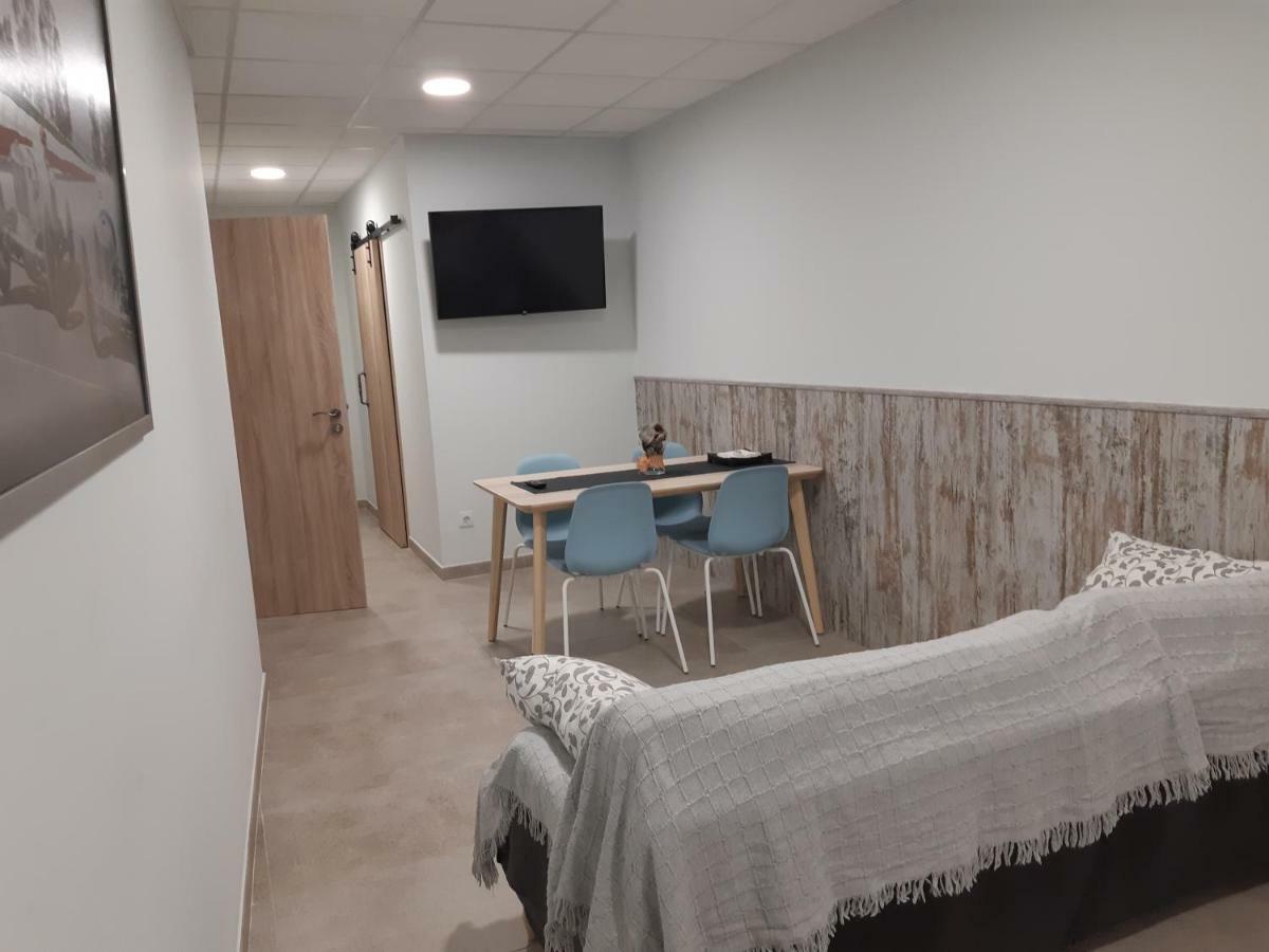Cal Ribero Lejlighedshotel Vilanova De La Sal Eksteriør billede
